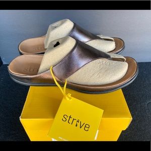Strive Maui Sandals Orthodic Bronze 9.5/10